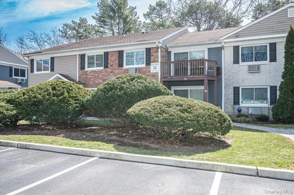 40 W 4th Street Patchogue NY 11772