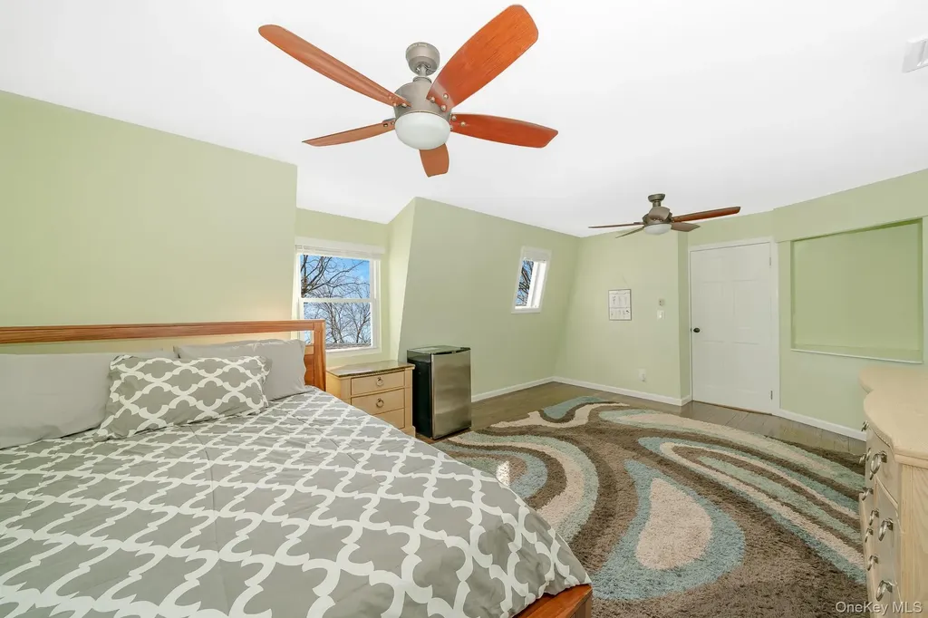 2431 Riverside Drive Wantagh NY 11793