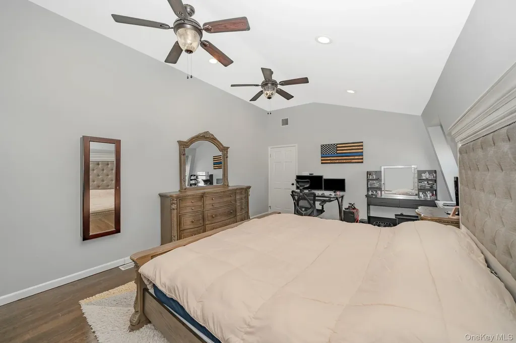 2431 Riverside Drive Wantagh NY 11793