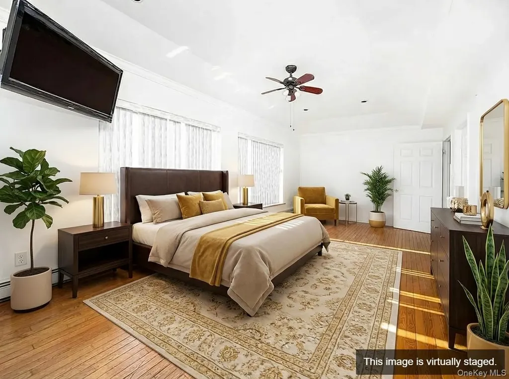 4231 Colden Street Flushing NY 11355