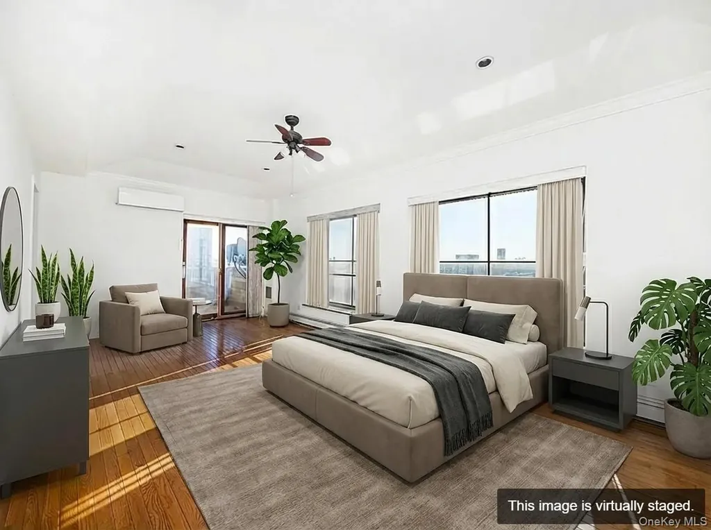 4231 Colden Street Flushing NY 11355