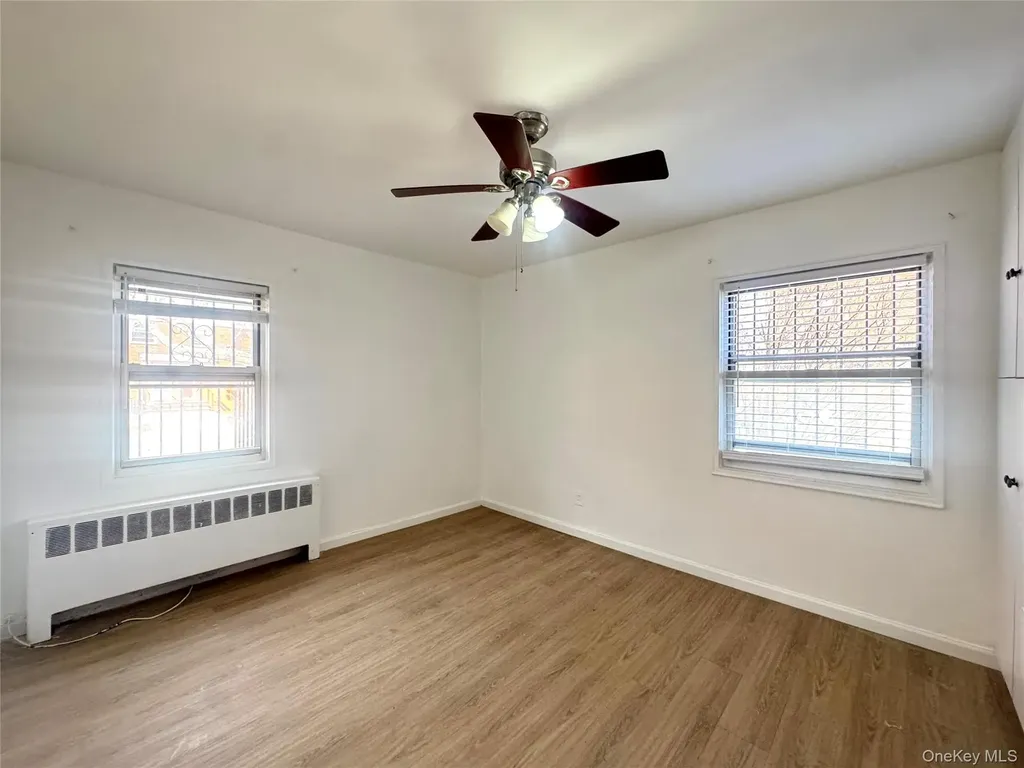 6824 140th Street Flushing NY 11367