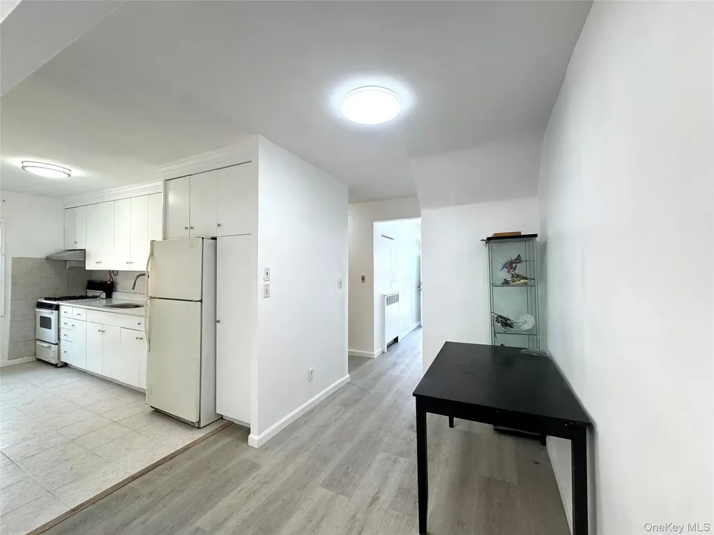 6824 140th Street Flushing NY 11367