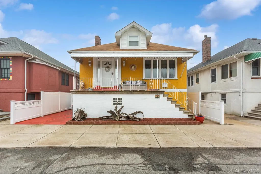 140 Roosevelt Boulevard Long Beach NY 11561