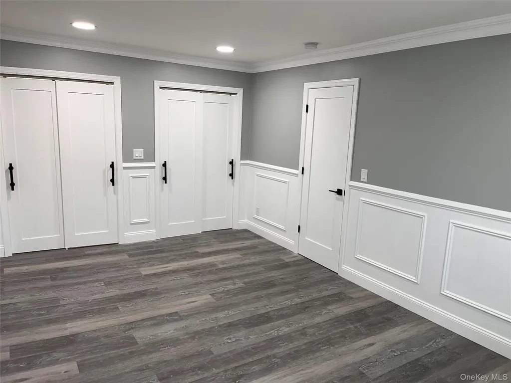 61 Adams Road Central Islip NY 11722