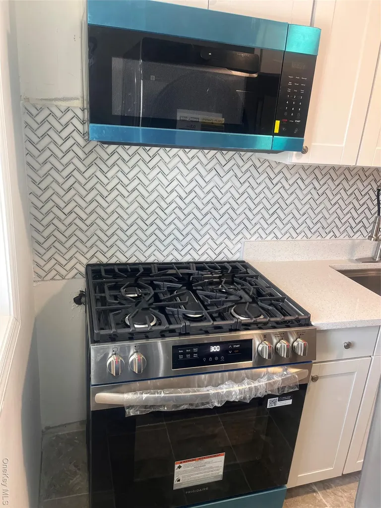 61 Adams Road Central Islip NY 11722