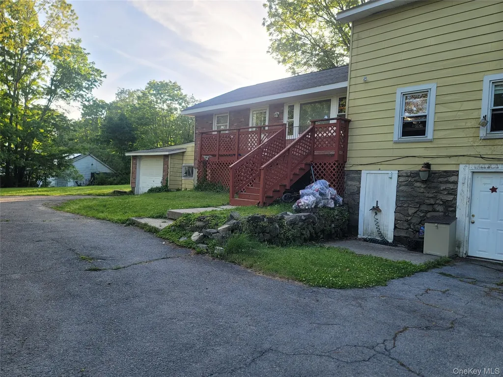 2250 Route 302 Circleville NY 10919