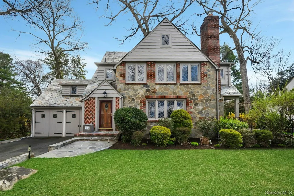 12 Barclay Road Scarsdale NY 10583
