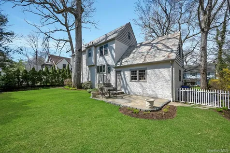 12 Barclay Road Scarsdale NY 10583