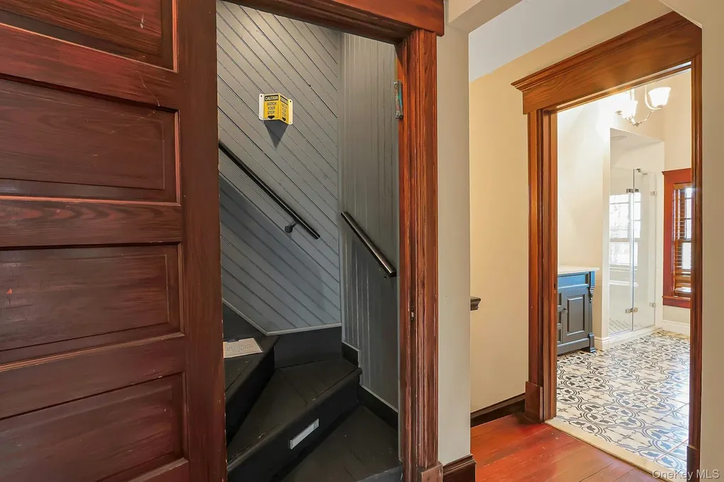 2 Pine Hill Road Chester NY 10918