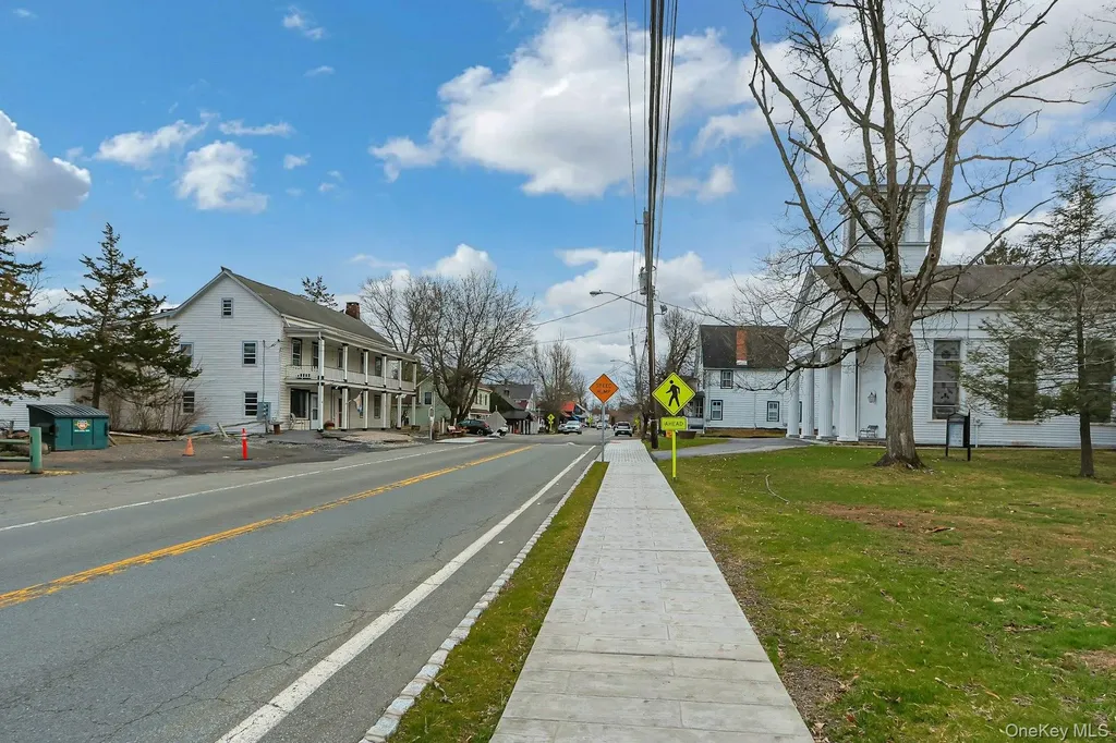 2 Pine Hill Road Chester NY 10918