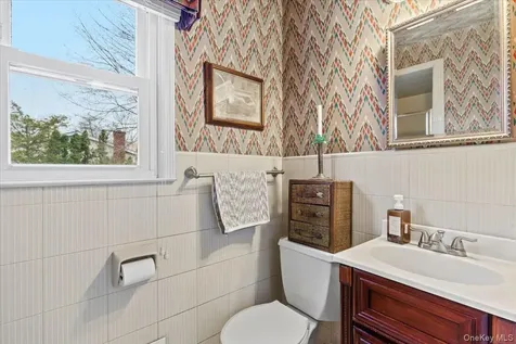 3 Penny Lane Scarsdale NY 10583