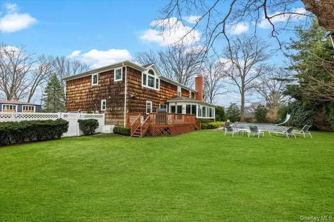 3 Penny Lane Scarsdale NY 10583