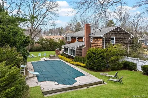 3 Penny Lane Scarsdale NY 10583