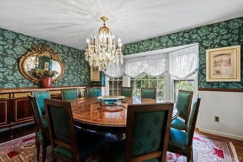 3 Penny Lane Scarsdale NY 10583