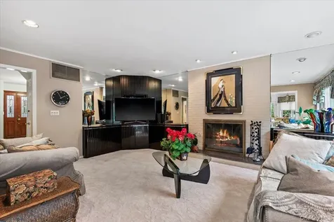 3 Penny Lane Scarsdale NY 10583