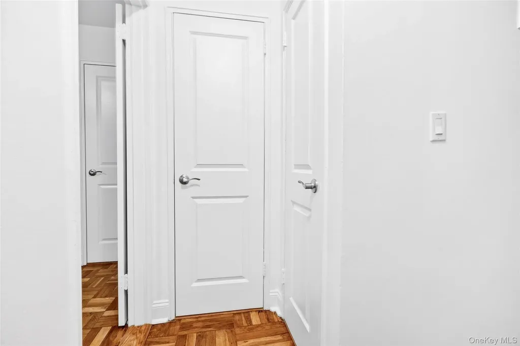 2244 Bronx Park E Bronx NY 10467
