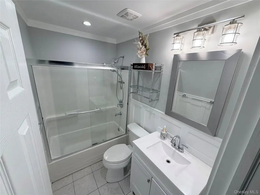 190 Millard Avenue West Babylon NY 11704