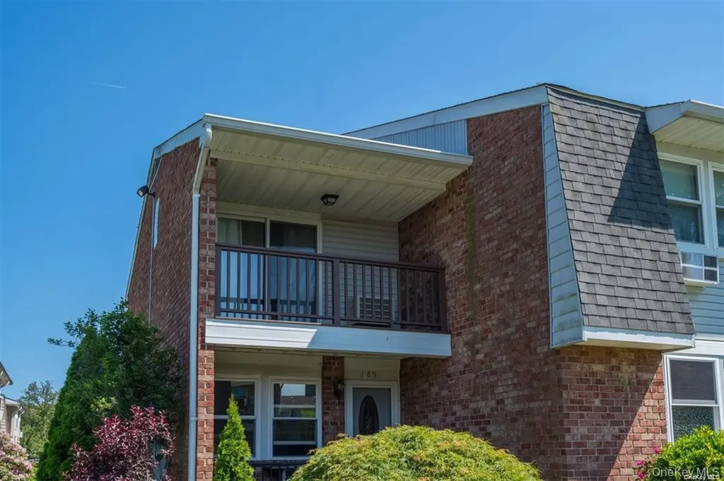 190 Millard Avenue West Babylon NY 11704
