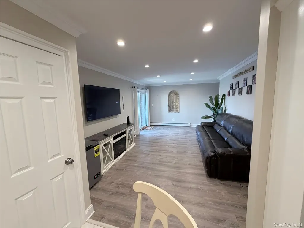 190 Millard Avenue West Babylon NY 11704