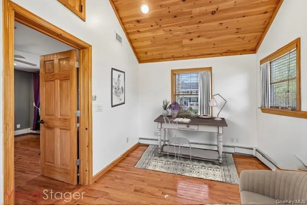 22 Center Hill Road Monroe NY 10950