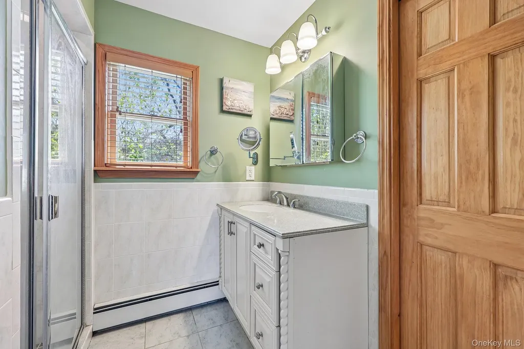 22 Center Hill Road Monroe NY 10950