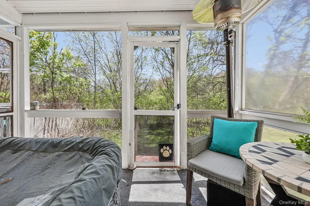 22 Center Hill Road Monroe NY 10950