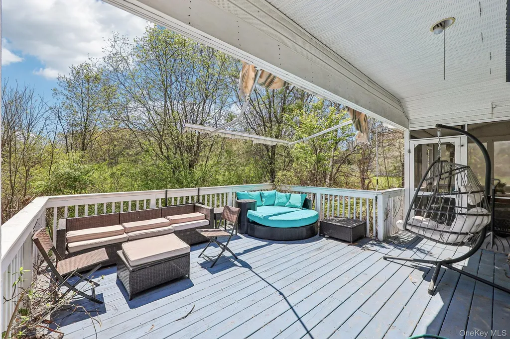22 Center Hill Road Monroe NY 10950