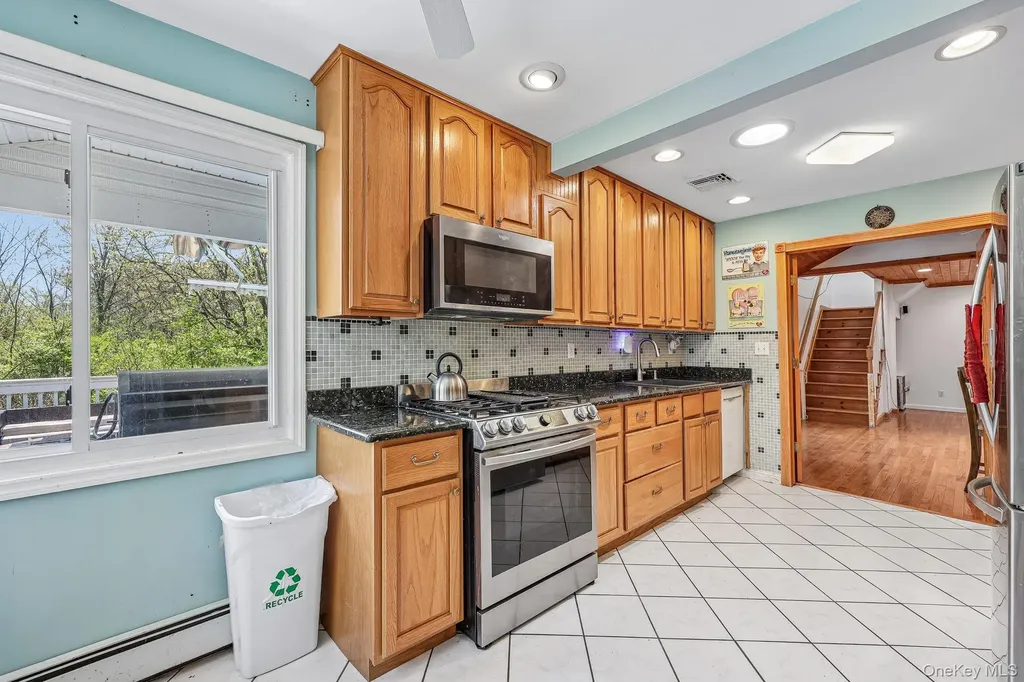 22 Center Hill Road Monroe NY 10950