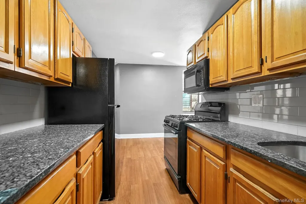 650 Warburton Avenue Yonkers NY 10701