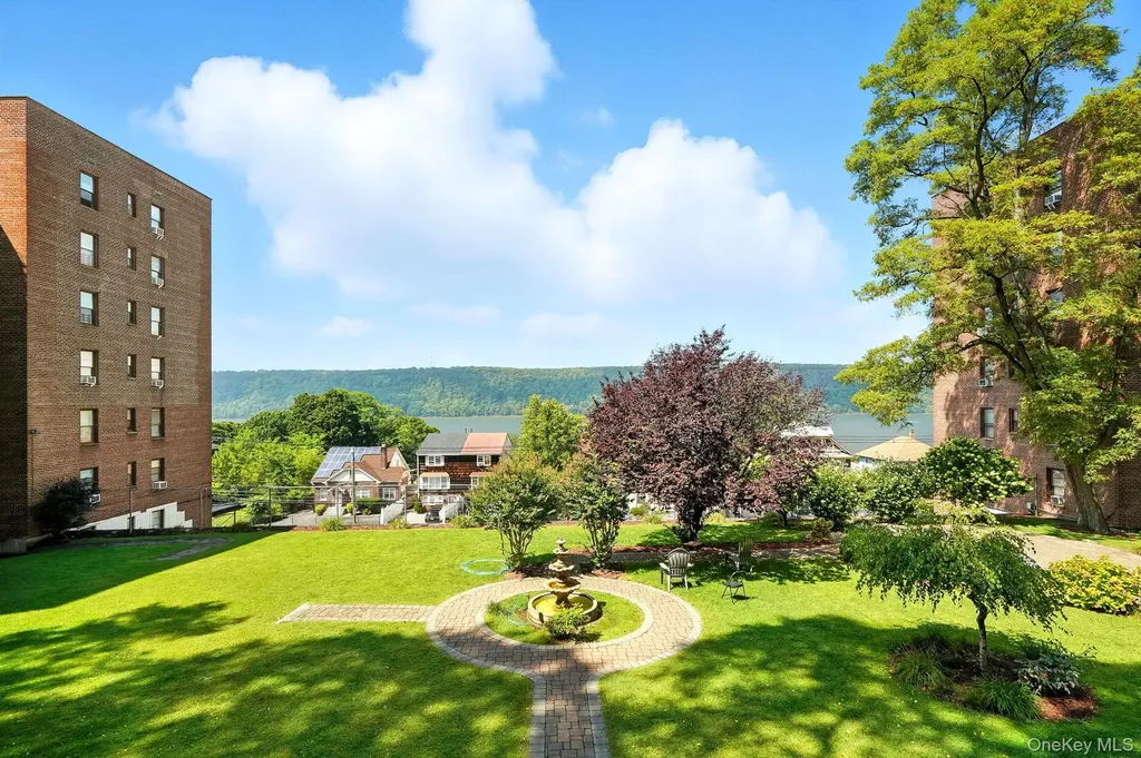 650 Warburton Avenue Yonkers NY 10701