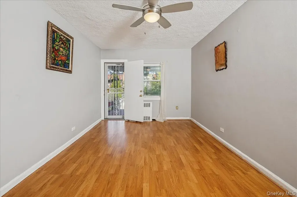 412 Calhoun Avenue Bronx NY 10465