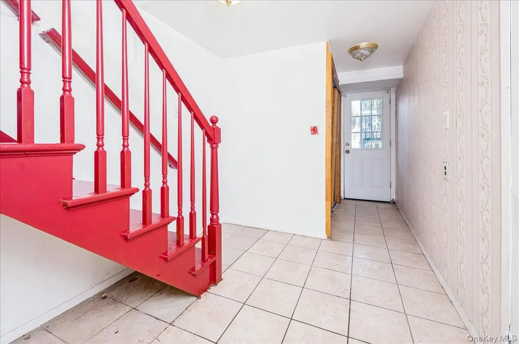 412 Calhoun Avenue Bronx NY 10465