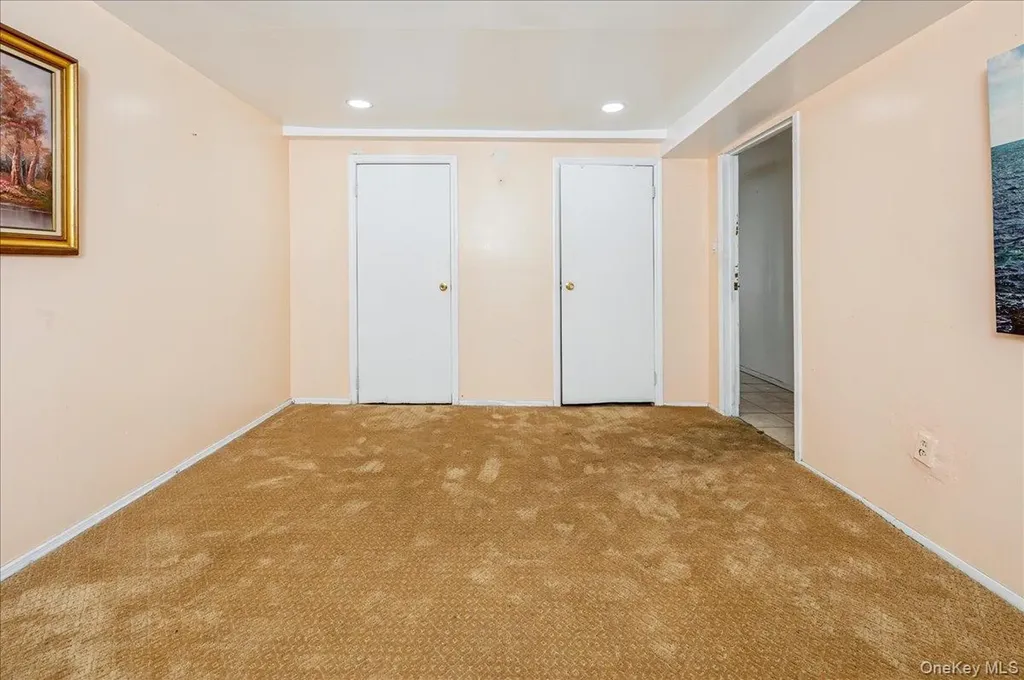 412 Calhoun Avenue Bronx NY 10465