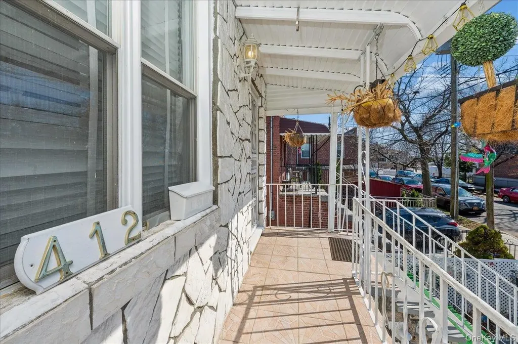 412 Calhoun Avenue Bronx NY 10465