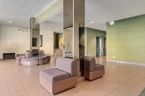 360 Westchester Avenue Port Chester NY 10573