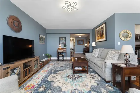 360 Westchester Avenue Port Chester NY 10573