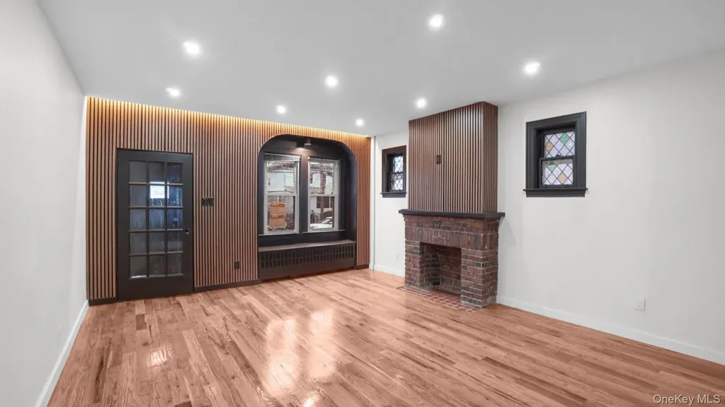 3963 Seton Avenue Bronx NY 10466
