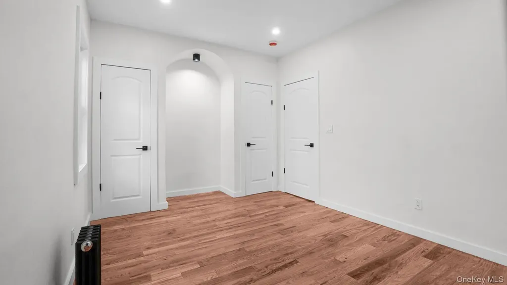 3963 Seton Avenue Bronx NY 10466