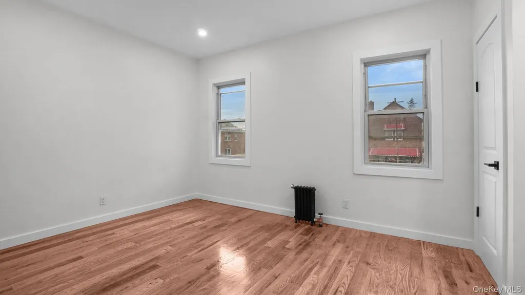 3963 Seton Avenue Bronx NY 10466