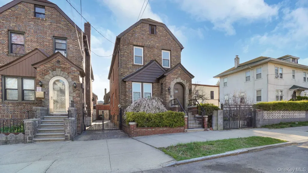 3963 Seton Avenue Bronx NY 10466