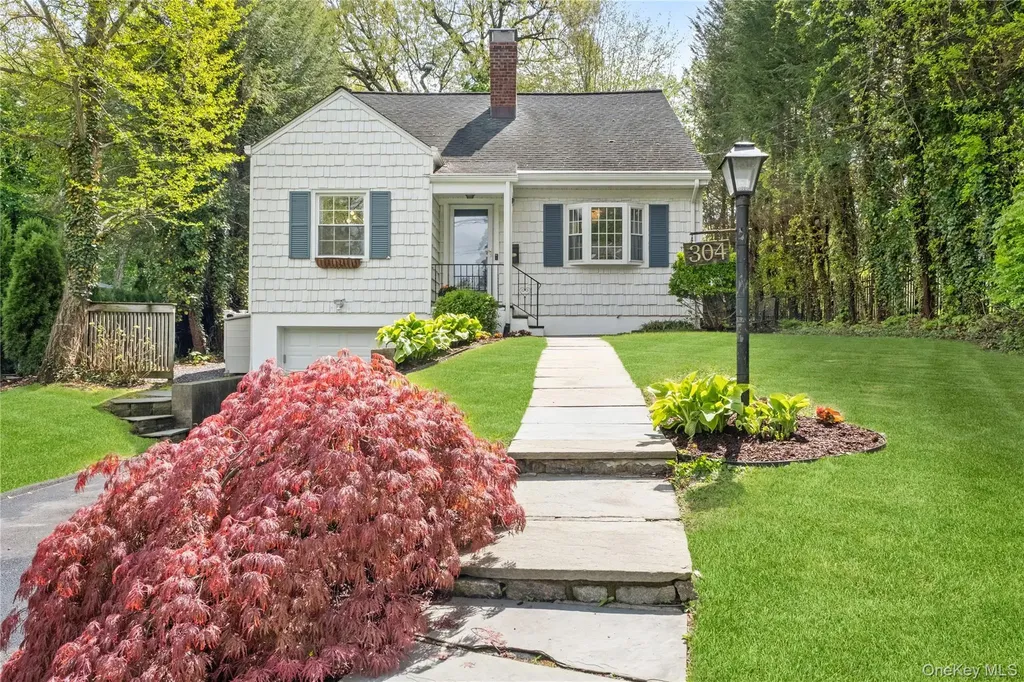 304 Boulevard Scarsdale NY 10583