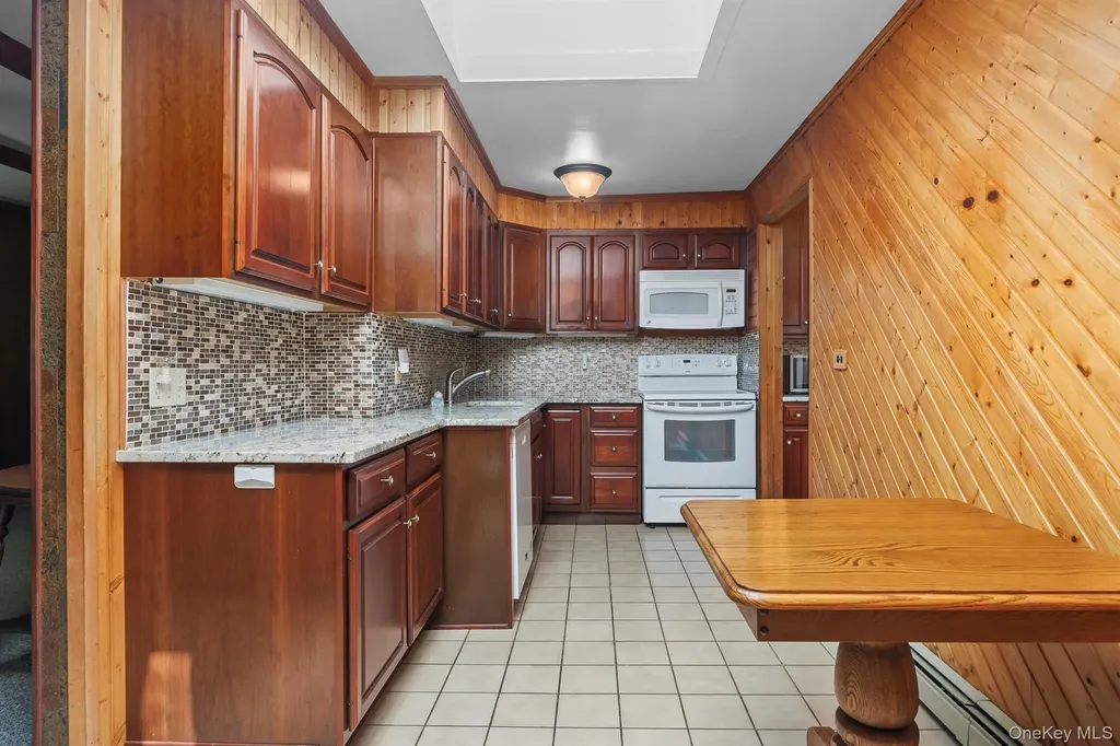 187 Milltown Road Holmes NY 12531