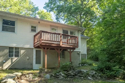 187 Milltown Road Holmes NY 12531