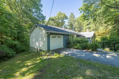 187 Milltown Road Holmes NY 12531
