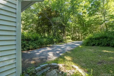 187 Milltown Road Holmes NY 12531