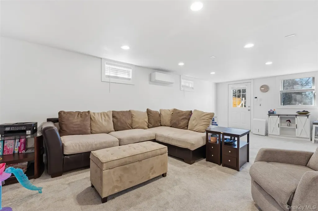 39 Benjamin Road Mahopac NY 10541