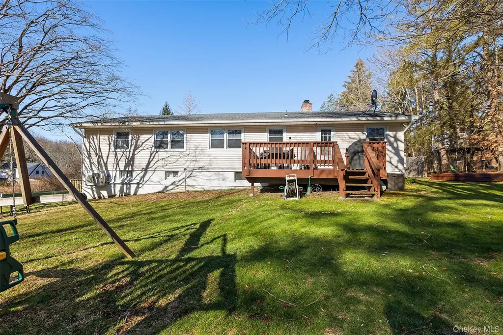 39 Benjamin Road Mahopac NY 10541