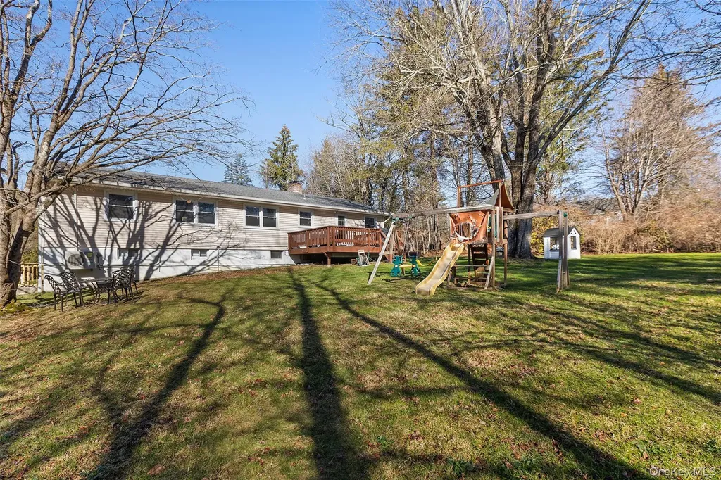 39 Benjamin Road Mahopac NY 10541