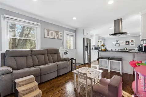 39 Benjamin Road Mahopac NY 10541